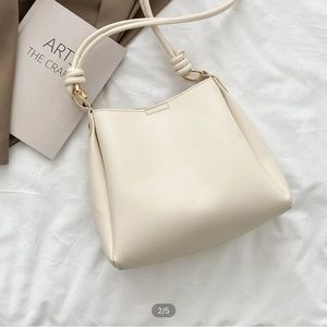 SHEIN Shoulder bag